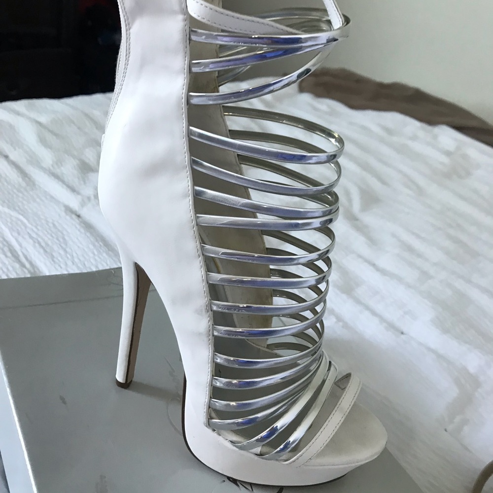 8.5 white heels